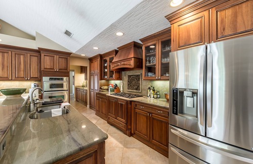 South Beach House | SPECTACULAR BEACH HOUSE, HEATED POOL, JACUZZI, CHEF'S KITCHEN.LUXURY & PRIVACY!