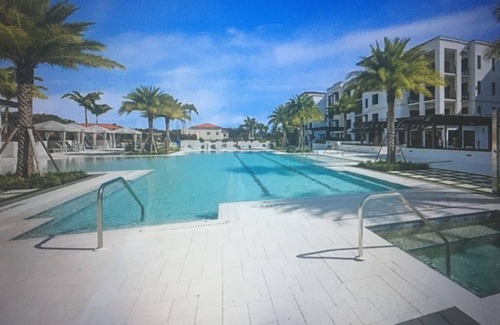 Redevelopment Area Condo | Spectacular Downtown Location