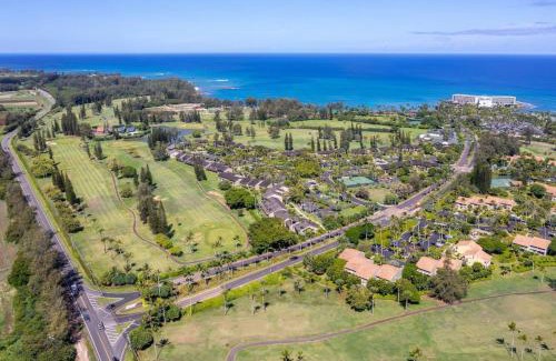 Kahuku House | Spectacular golf course front