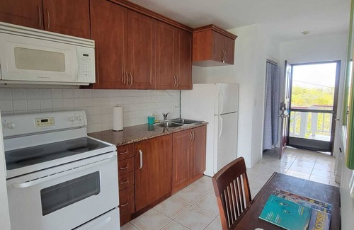 The Bight Apartment | Spectacular Grace Bay View studio - Short Walk to Beach, Restaurant and Bars