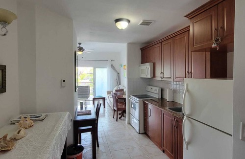 The Bight Apartment | Spectacular Grace Bay View studio - Short Walk to Beach, Restaurant and Bars