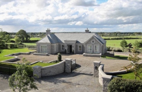 Kildare House | Spectacular heritage home in the heart of historic Barberstown