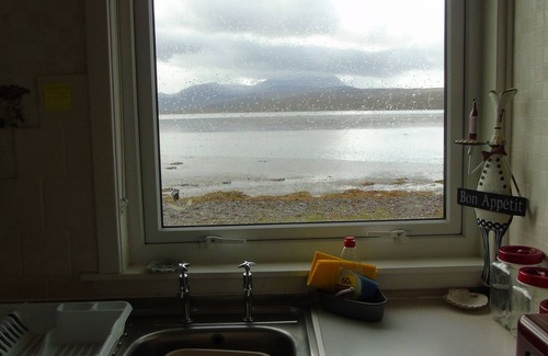 Tongue Cottage | Spectacular Highland Cottage Overlooking the Sea