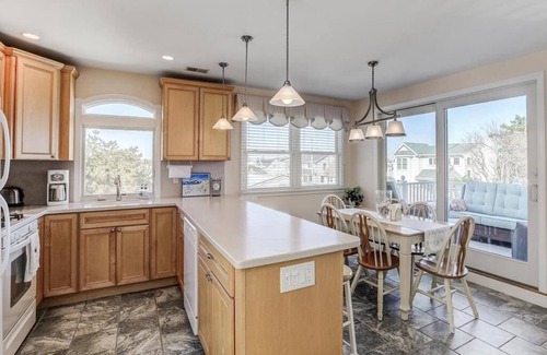 South Beach Haven House | Spectacular Holgate summer rental. Available this summer for your vacation pleasure. CALL TODAY!