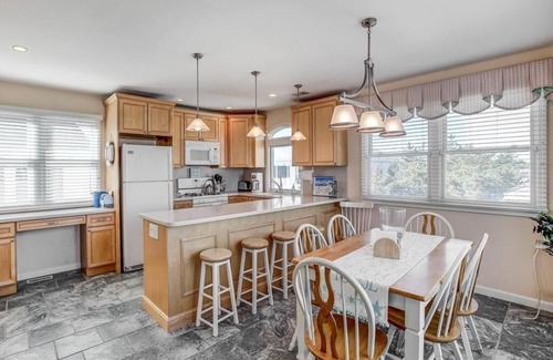 South Beach Haven House | Spectacular Holgate summer rental. Available this summer for your vacation pleasure. CALL TODAY!