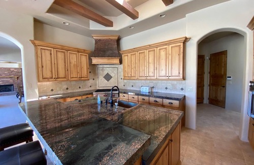Kanab House | Spectacular Home with Private Pool and Spa and Million Dollar Views