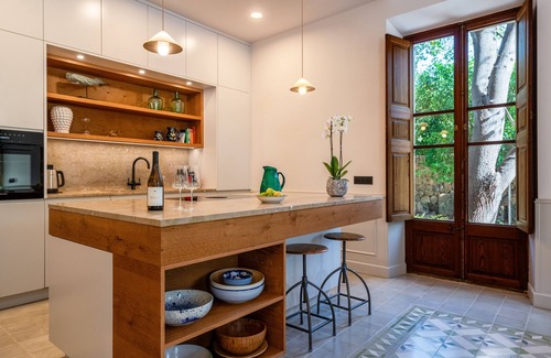 Soller House | Spectacular House with Large Pool and Extensive Views Close to Square