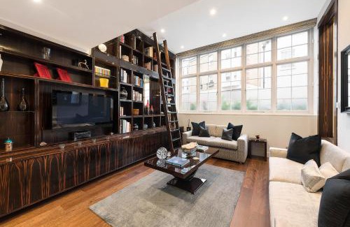 Brompton & Hans Town House | Spectacular Knightsbridge House Harrods 1 minute