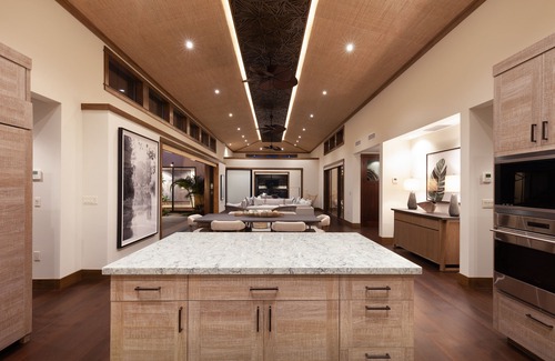 Kamuela House | Spectacular luxury golf course view home in the heart of the Mauna Lani resort