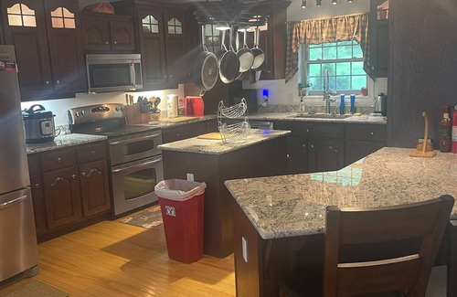 Hancock House | Spectacular luxury, Low allergy, Ocean Waterfront home/kayaks/Canoes/hot tub