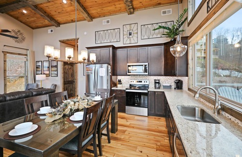 Chalet Village North Cabin | SPECTACULAR Modern Luxury Cabin! 2 Master Suites! Fire Pits! Huge Decks! VIEWS!