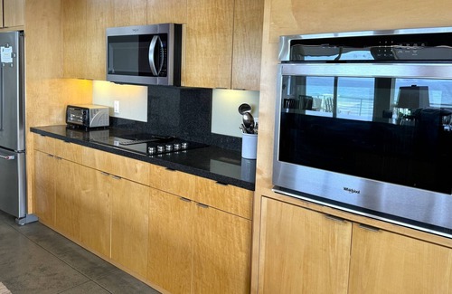 Watsonville House | Spectacular Modern Oceanfront at Pajaro Dunes * new grocery delivery!