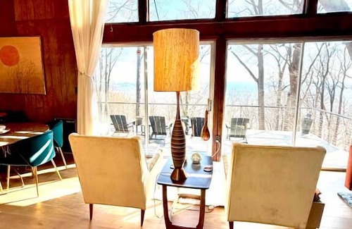 Dan River House | Spectacular Mountain Retreat- Serene Views!- The Groovy Groundhog