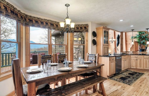 Chalet Village Cabin | Spectacular Mountain Views! 2 Car Garage! Gameroom! Fireplaces! Hot Tub! Ober!