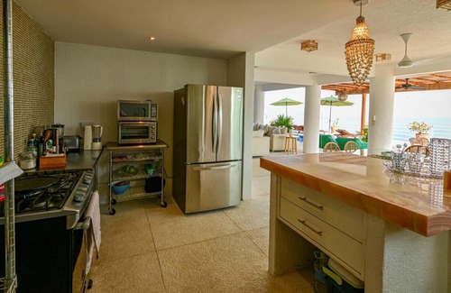 Caleta House | Spectacular Views From Casa Belza