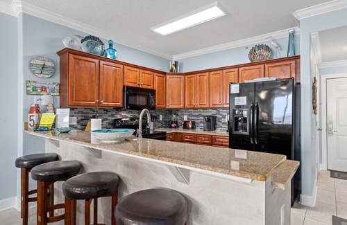 Long Beach Condo | Spectacular Ocean Villa END Unit 1001 - Coastal Decor and Endless Views!