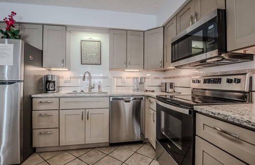 North Ocean City Condo | Spectacular Ocean & Bay Views - Carousel Resort - Unit 14O2 - 3BR 2 BA