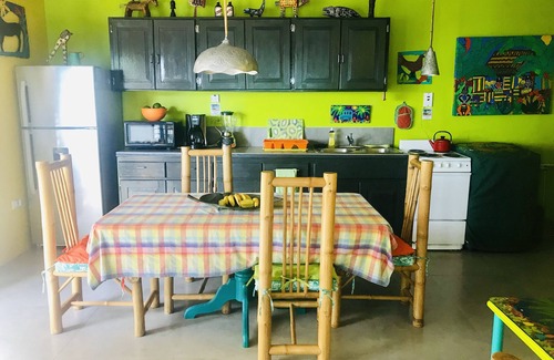 Tower Isle Apartment | SPECTACULAR OCEAN FRONT VIEW, WI FI, POOL, AC, PRIVATE SWIMMING AREA, SECURITY