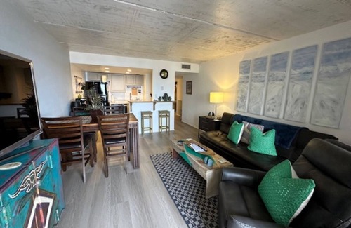 Ocean Breeze Estates Condo | SPECTACULAR OCEAN & POOL VIEW ORMOND BEACH 2/2 CONDO