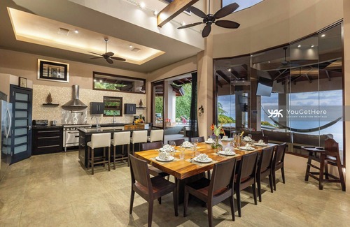 Dominical House | Spectacular Ocean Views! 3 Pools, Swim Up Bar, Luxury Living in The Tropics
