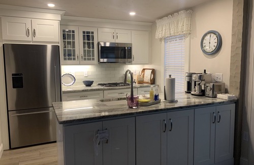Mashpee Condo | SPECTACULAR OCEAN VIEWS! Upscale, cozy and comfortable Maushop condo with A/C!
