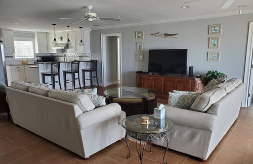 Saint Helena Island House | Spectacular Oceanfront Home!