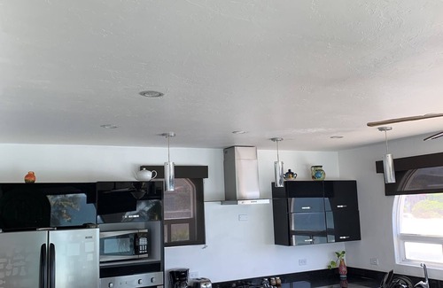 Playas de Rosarito Villa | Spectacular oceanview penthouse - rooftop terrace, bbq, pool, jacuzzi & beach