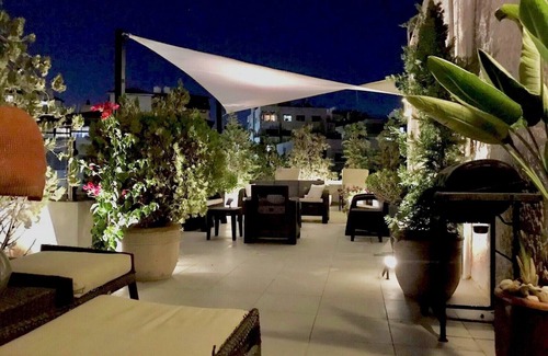 Al Abdali Apartment | Spectacular Penthouse with rooftop garden, outdoor hot tub and amazing views