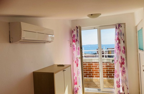 Piran Apartment | Spectacular Private Terrace & Views - Piran Near Sea