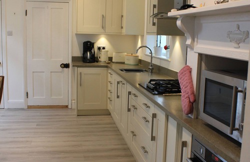 West Runton House | Spectacular sea views, beach, pubs, cafes & restaurants just on your doorstep!