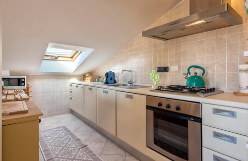 Alghero Apartment | Spectacular Seaview: Apartment Sunshine Only a Few Meters From the Beach of Maria Pia