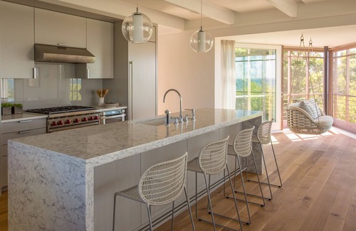 Aquinnah House | Spectacular Site Overlooking Vineyard Sound