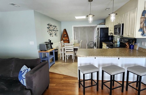 Ocean Isle Beach Condo | Spectacular Sunset Views from this Top/3rd floor condo, 2 bed/2 bath