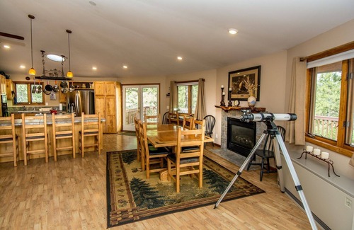 Pagosa Springs House | Spectacular Tree house! Amazing Views!