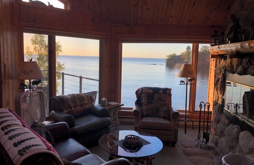 Two Harbors House | Spectacular Views - A Mere 80' From Beautiful Lake Superior Shoreline