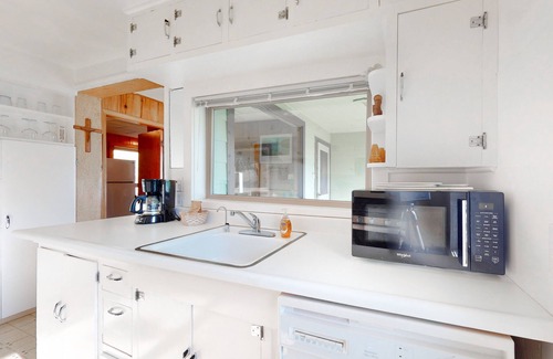 Joseph House | Spectacular Views of Wallowa Lake & Mountains w/Gas Fireplace & Large Yard