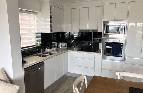 The Entrance Apartment | Spectacular Waterfront apartment. Best location in The Entrance.