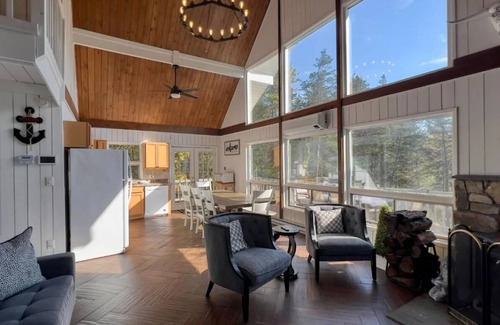 Athens House | Spectacular Waterfront Lake Home, near Hunter & Windham mountain’s