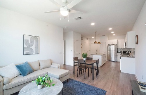 Austin Apartment | Spectra Parks 7310, Stunning Austin Oasis