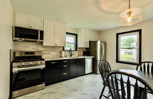 Speedway House | Speedway "Finish Line" House