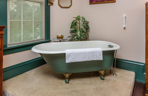 St. Marys Bed & Breakfast | Spencer House Inn Bed & Breakfast