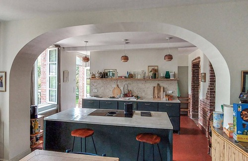 Martin-Eglise House | Spend a wonderful vacation in a comfortable vacation home with historical flair.