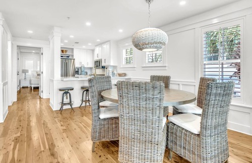 Gulf District Condo | Spend Fall at the Gulf! Beachside #21! Gulf Front! Closest to Beach Access! Watercolor Amenities!