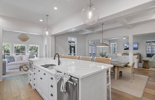 Sugarwood Beach House | Spend Fall by the Beach! In the Heart of Seagrove Beach! Private Pool! 5 Adult Bikes!