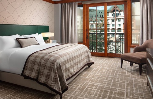 Vail Condo | Spend Thanksgiving in Vail at The Ritz-Carlton Club