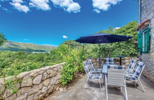 Tribalj House | Spend your holidays in this charming stone house in Tribalj surrounded by nature.