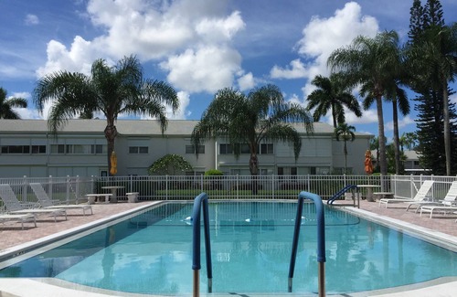 Villas Condo | Spic'n'span 2/2bd condo 1st floor, Fully Furn. No steps. Beautiful views