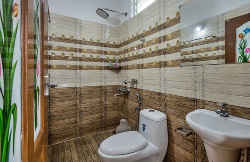 Nullatanni Hotel | Spice Jungle Resort