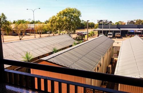 Derby Hotel | Spinifex Hotel
