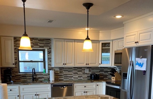 Tafton House | Spinnler Point Lakefront Property